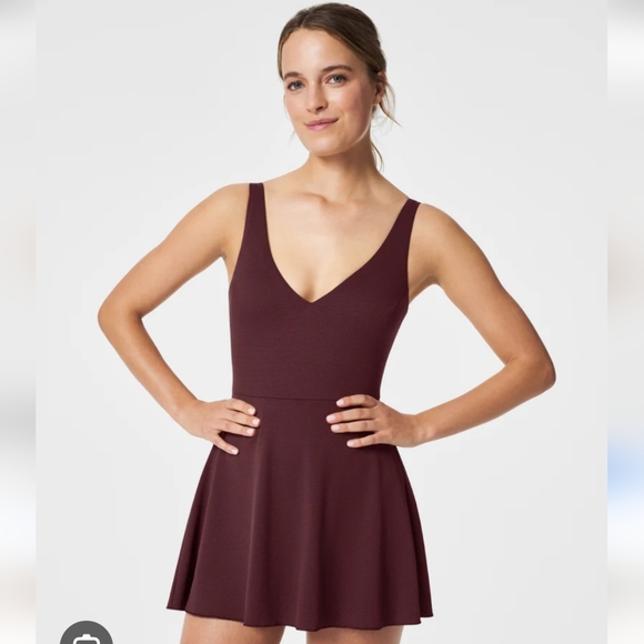 PIQUÉ SPANX Burgundy Swimdress - Picture 1 of 1